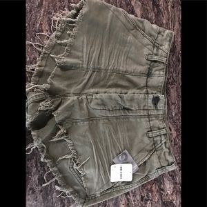 NWT Free People olive green shorts size 6
